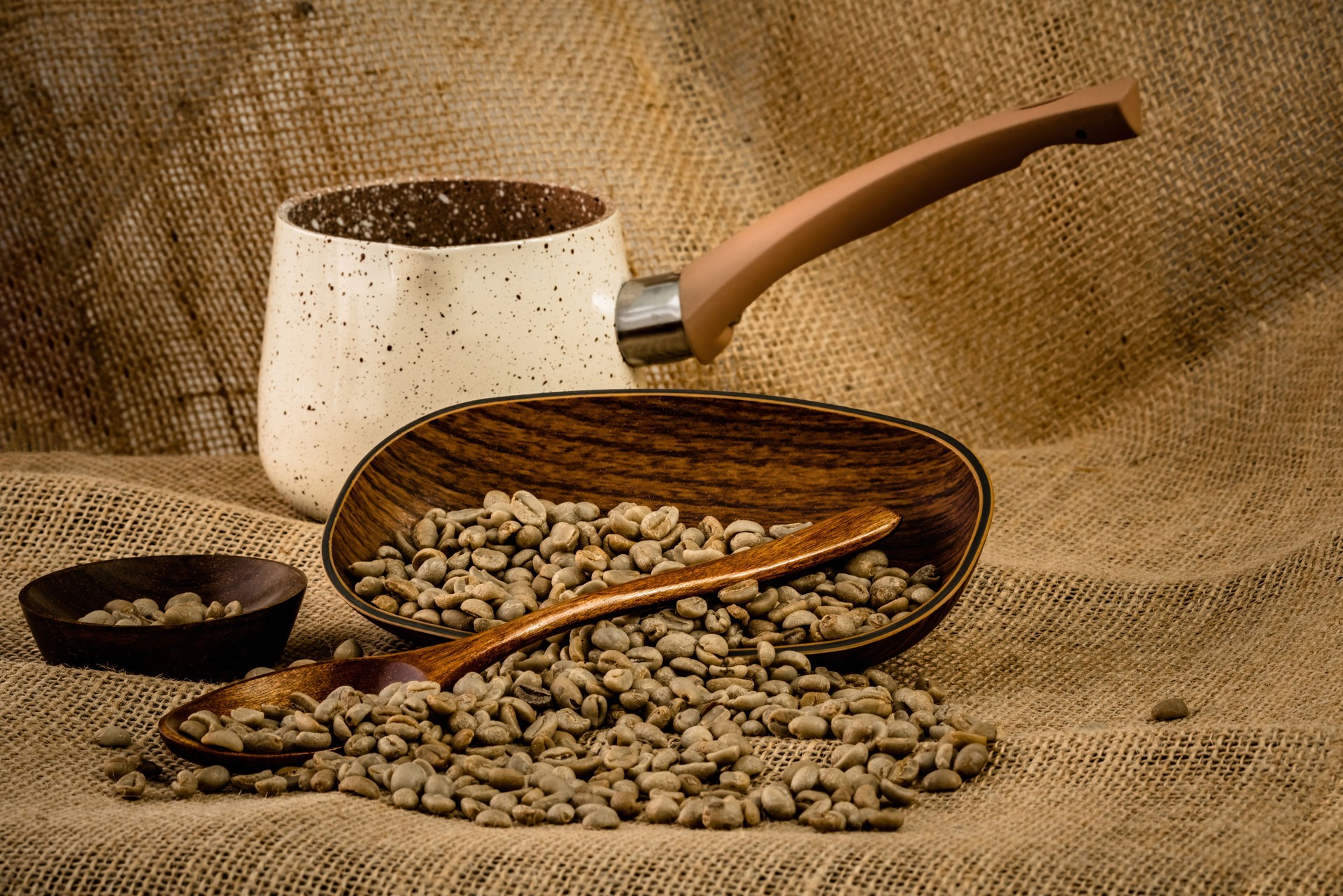 Brazilian green arabica coffee bean raw coffee